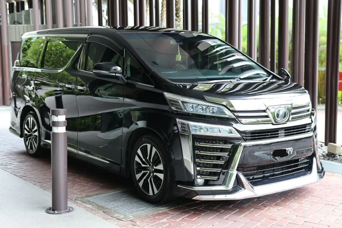 Toyota Vellfire, turut tersedia
